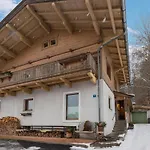 Apartment Modern In Near Area