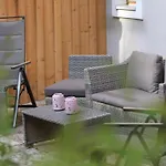 Apartment Modern In Near Area *