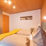 Apartment Modern In Near Area *