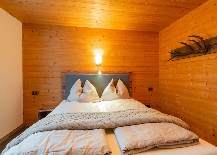 Modern In Near Area Apartment *