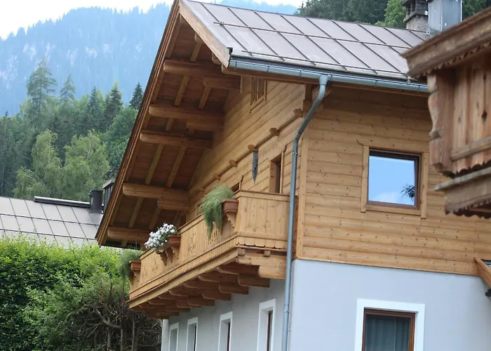 Modern In Near Area Apartment *